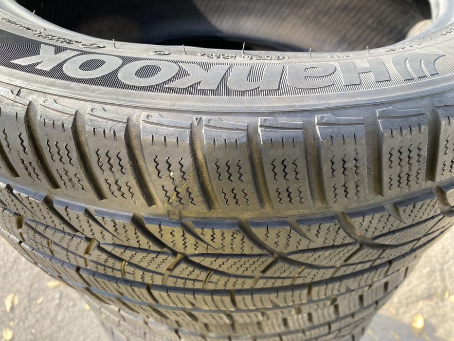 Шины 245/45/17 комплект бу ханкок