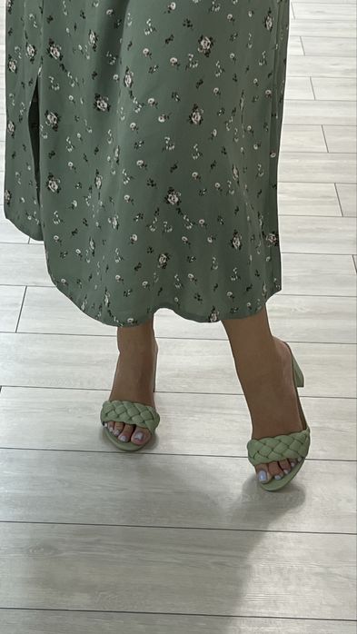 Босоножки размер 37