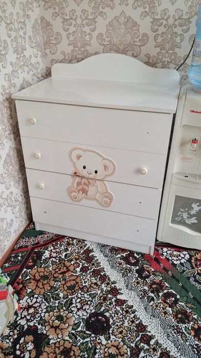 Bolalar shkafi chestor