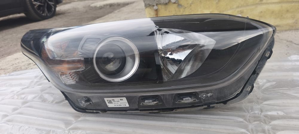 Фара правая Киа Сид Комфорт 92102J7001