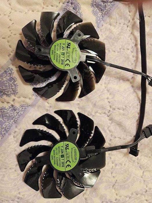 Комплект Вентилатори за Gigabyte RX570 RX580 GTX1060 GTX1070 T129215SU