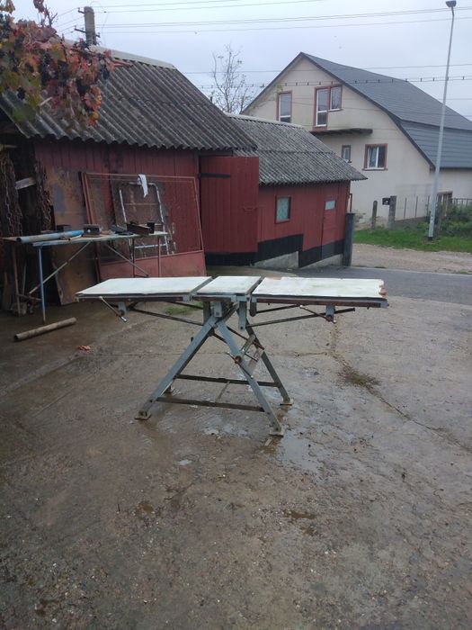 Masa extensibila modulara