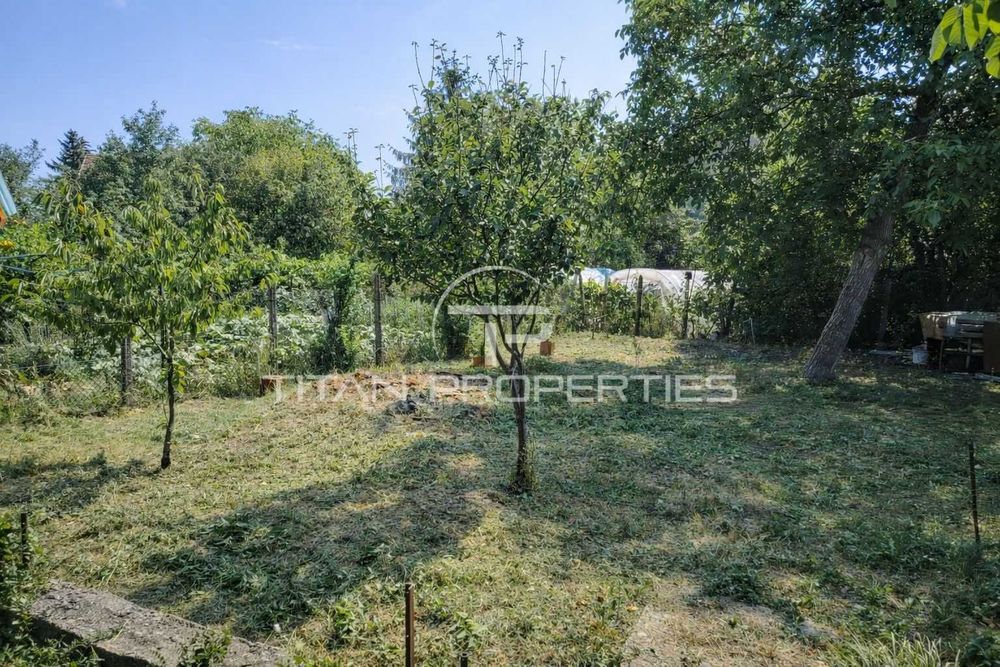 Къща за продажба в с. Храбърско, общ. Божурище