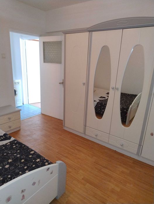 Proprietar vand 2 apartamente de 2 camere ,Giurgiului,Berceni,Piata Progresul,metrou,53 mp si 50 mp