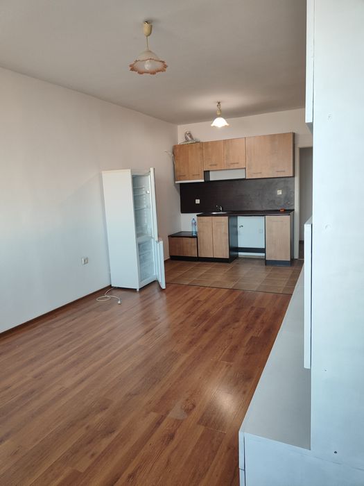 Дава се под наем Двустаен апартамент в Бургас, Меден рудник - зона Г - 52 кв.м за 306 € - Снимка #4