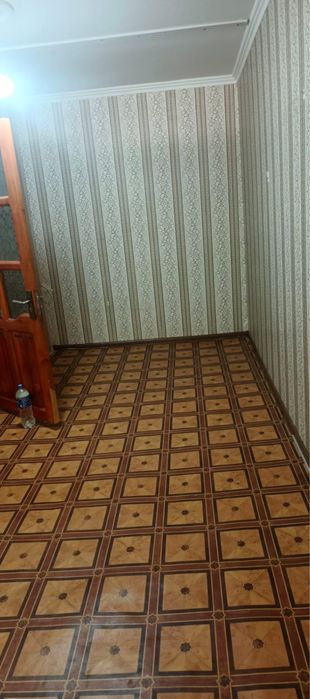 Uy sotiladi 1 xonali