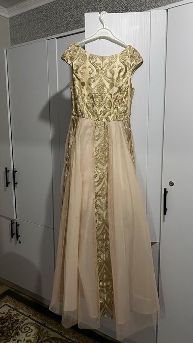 Вечерние платья длинные, женский