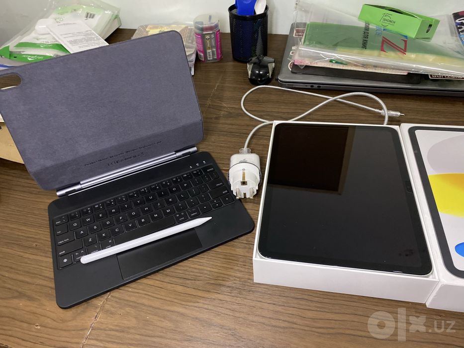 Цена договорная,iPad A16, 128gb, 31 цикл, 99% емкость, полный комплект