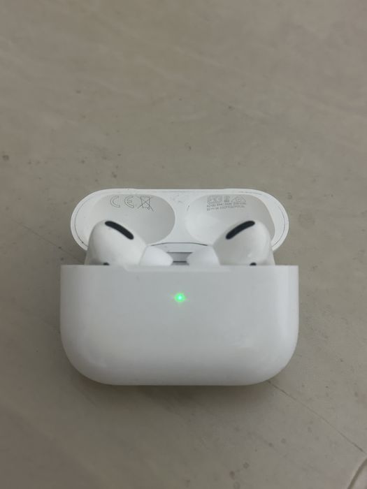 Наушники Apple AirPods Pro
