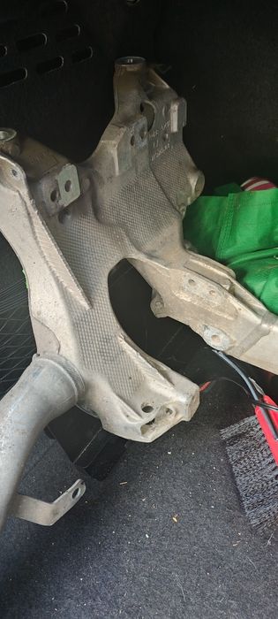 Cadru motor / jug / punte Audi a4 b8 b8.5