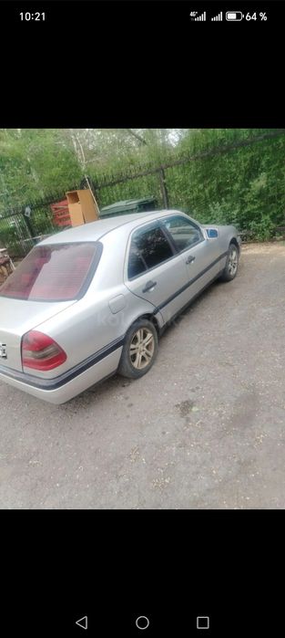 Mercedes benz c180