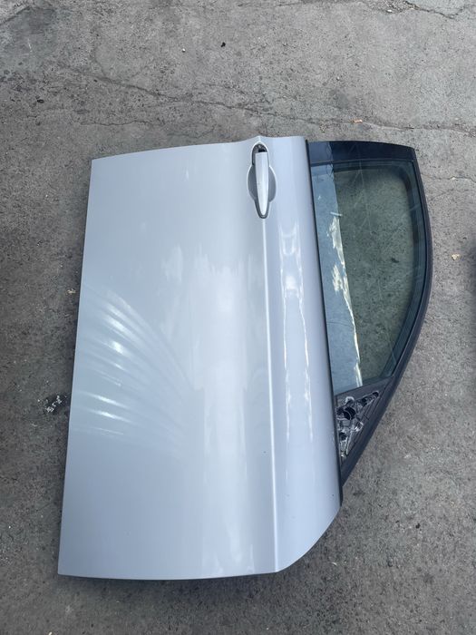 Врата БМВ Е90/ Е91 (vrata bmw e90/ e91)