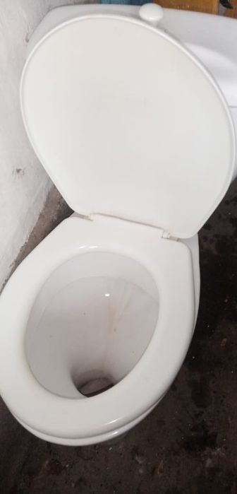 Продаю унитаз бу