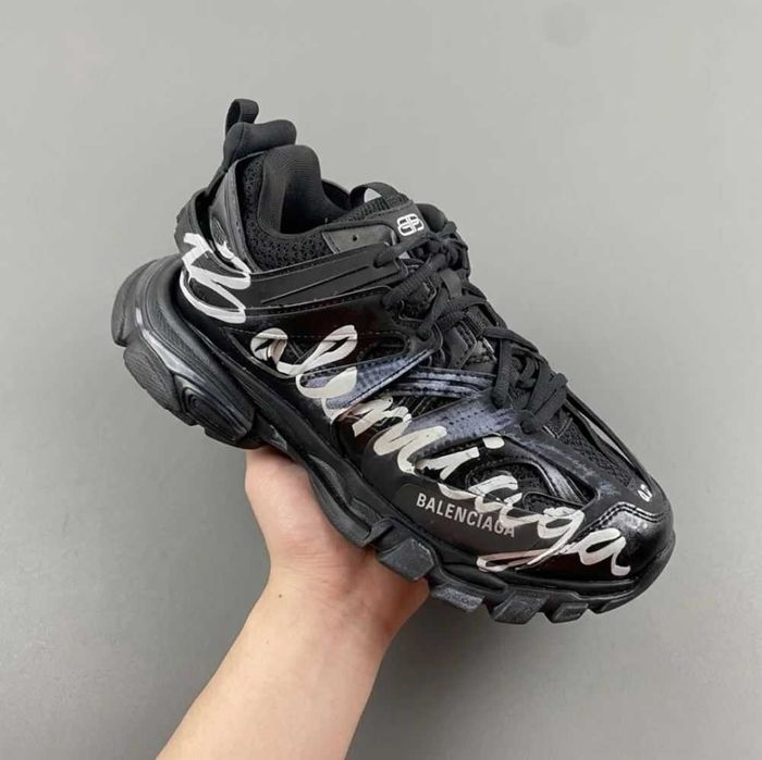 Balenciaga Track – Graffit