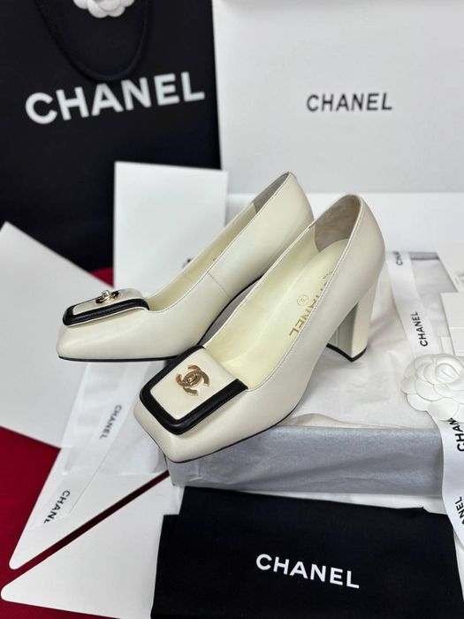 Дамски обувки Chanel