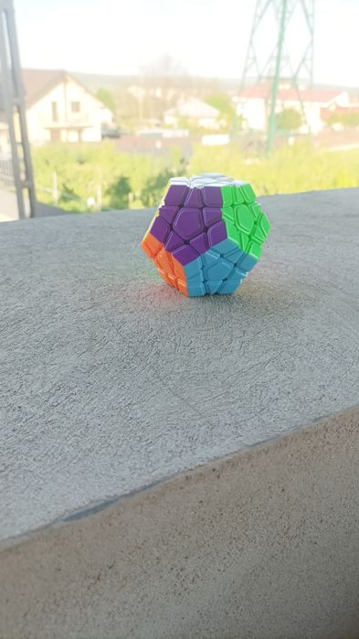 Cub Megaminx Stickerless - Puzzle 3x3 logic