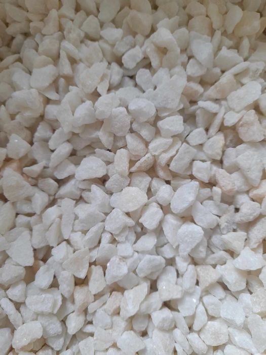 Mozaic mărunt din marmura