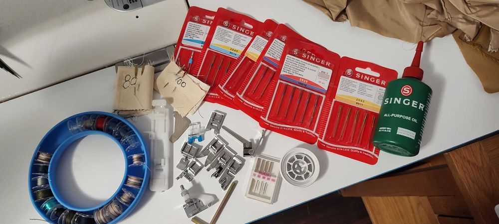 Mașină casnică de cusut Singer Supera 5523