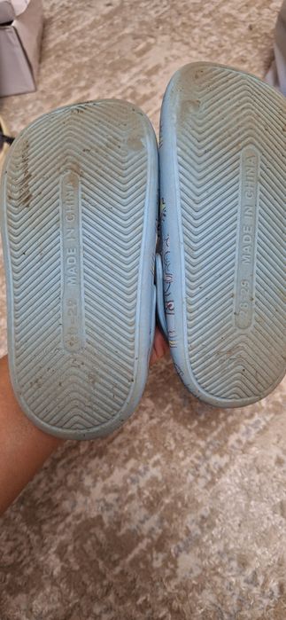 Кроссовки, кроксы, детская обувь