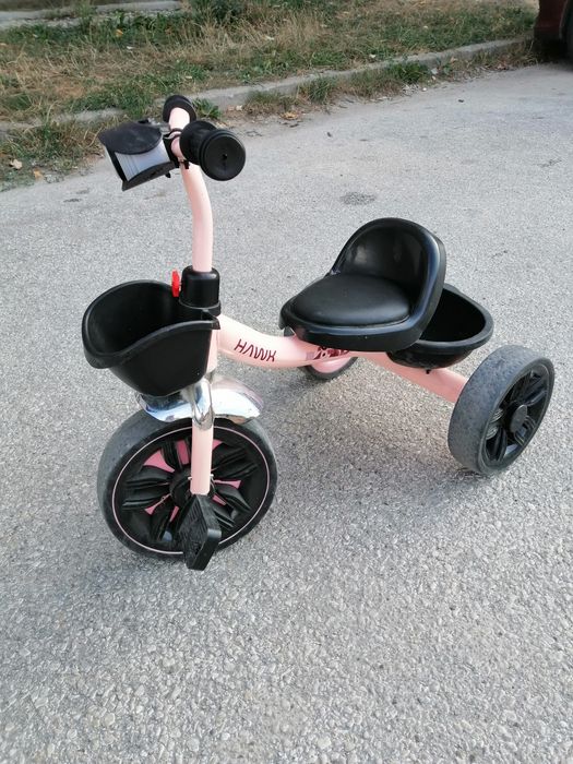Продавам детска количка Чиполино, добре запазена! Подарък триколка!