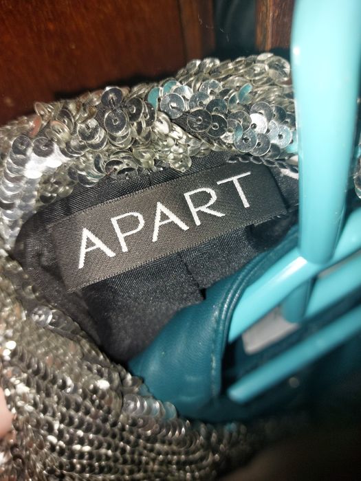 Продам пиджак праздничный