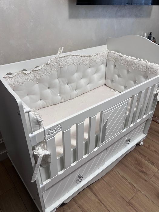 Манеж в идеальном состоянии