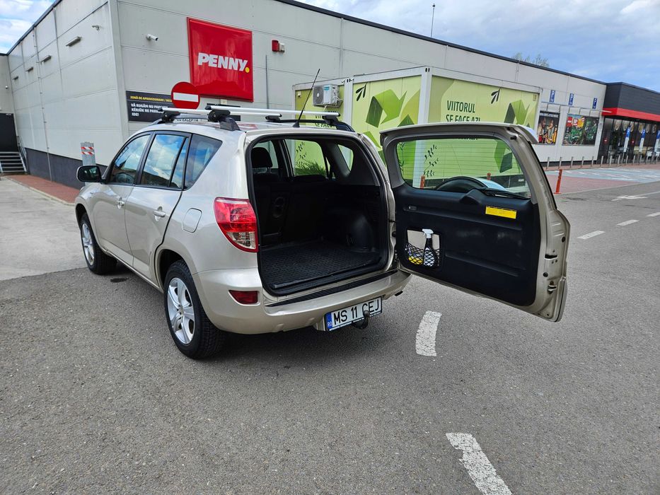vand TOYOTA RAV 4 2008