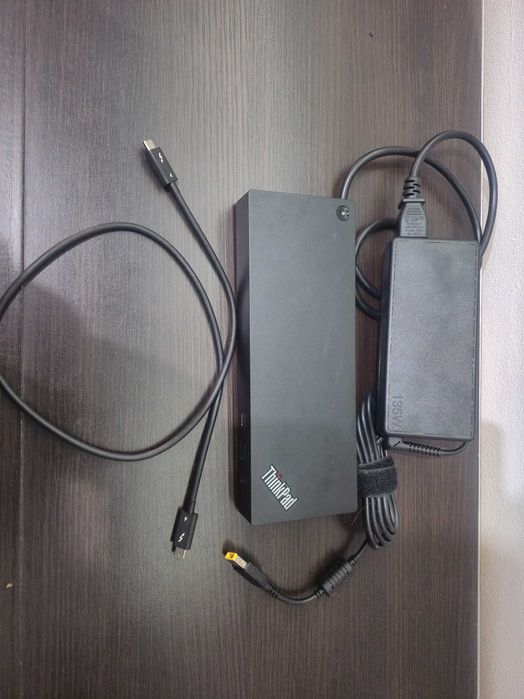 Lenovo tunderbolt 4 Dock 135W