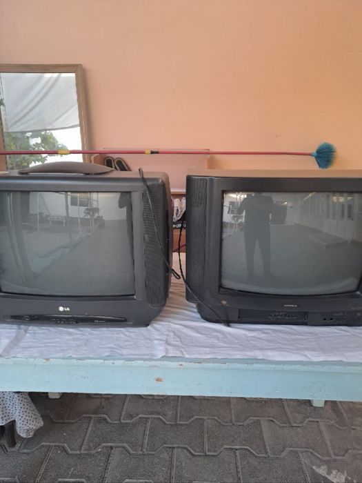 Televizor  juda yaxshi ishlaydi holati zur