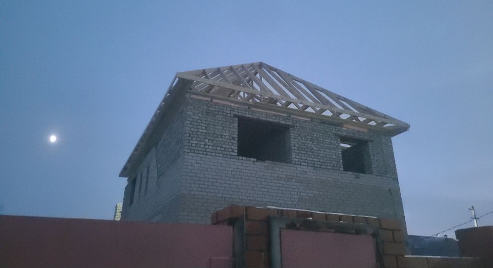 Дом в бишкуле район Саяхата