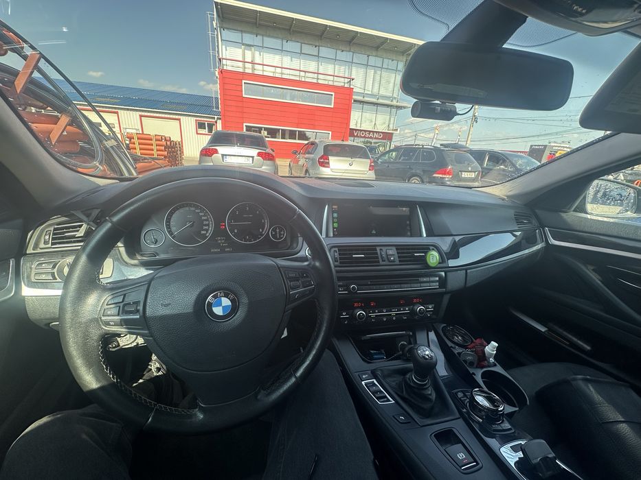BMW Seria 5 F10 520d | 2012