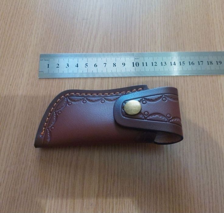 Teaca briceag piele