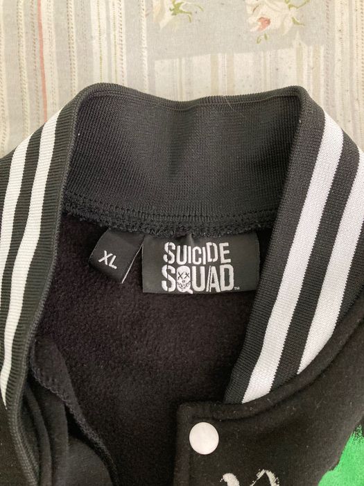 суичър на жокера