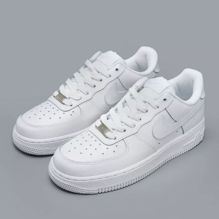 Nike Air Force белые