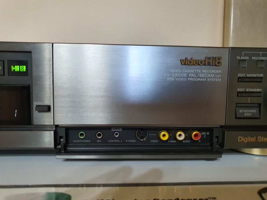 Sony-EV-S1000E i8