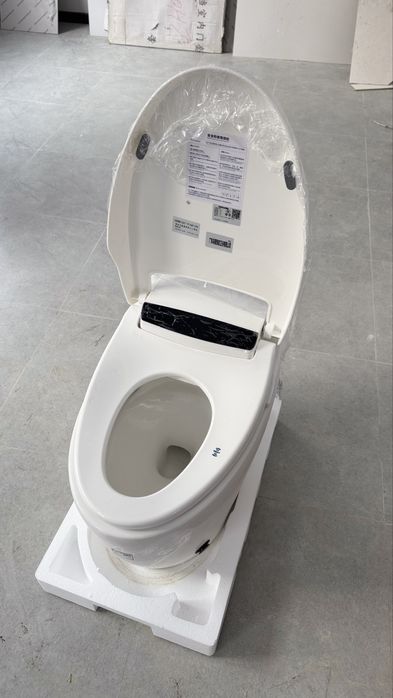 Умний  унитаз новый