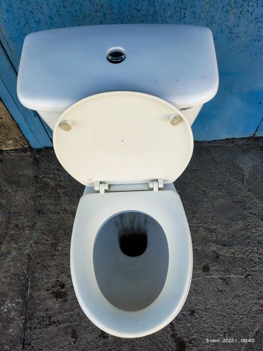 Продам унитаз срочно