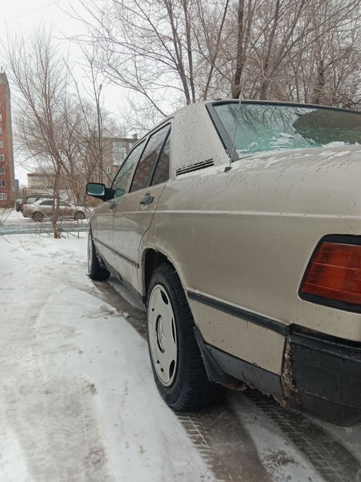 Продам старого немца 190