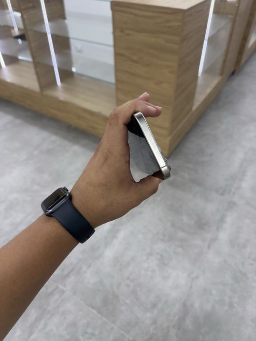 iphone 15 pro max в идеальном состояний