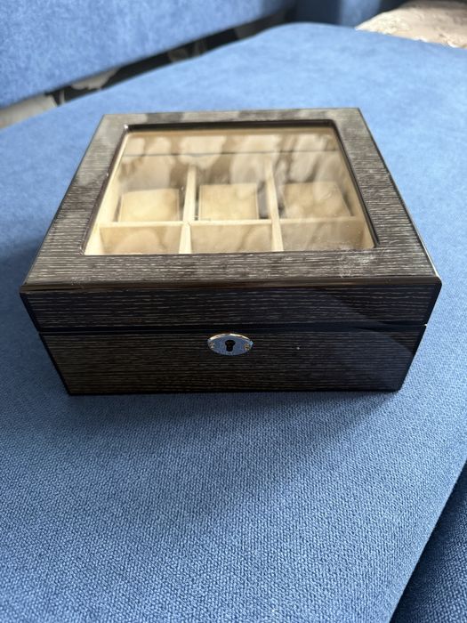 Футляр для часов