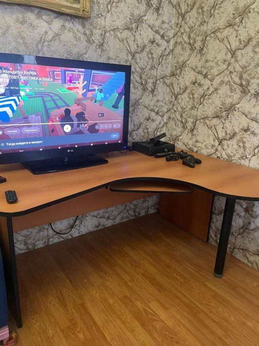 Стол директора офисный