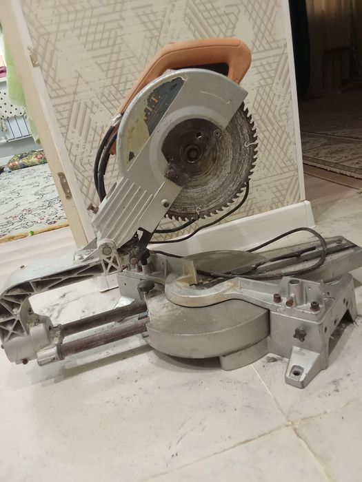 торцовочная пила