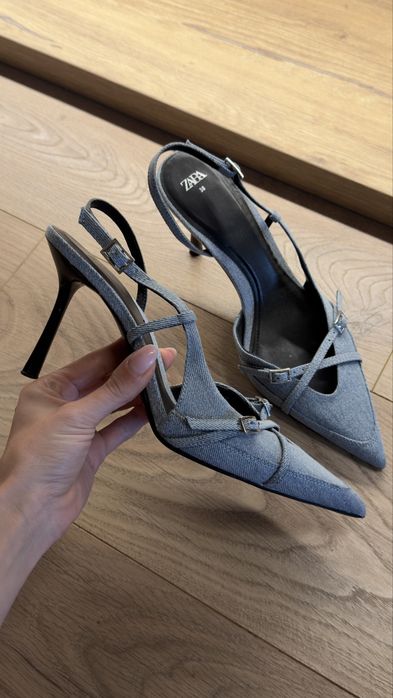 Официални токове Zara