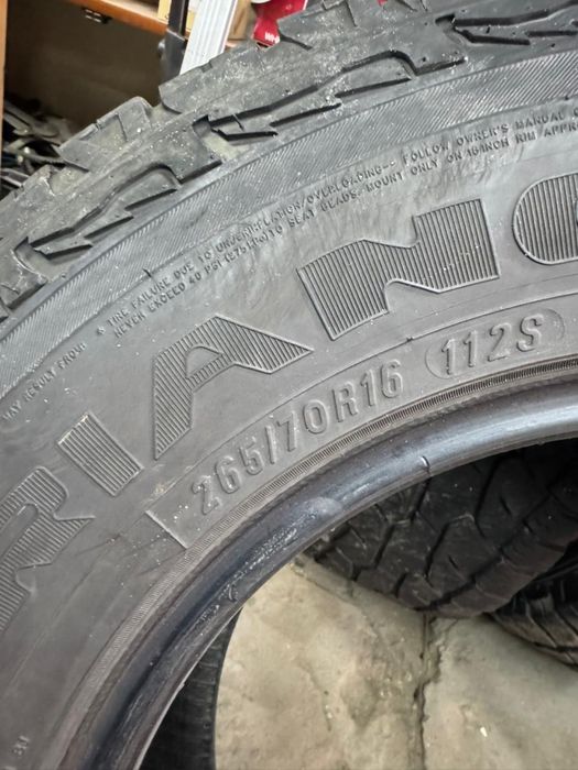 Продам Резину а/т 265/70/16
