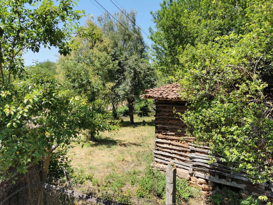 Продава се Парцел в София, Център - 1150 кв.м за 9 €/кв.м - Снимка #8