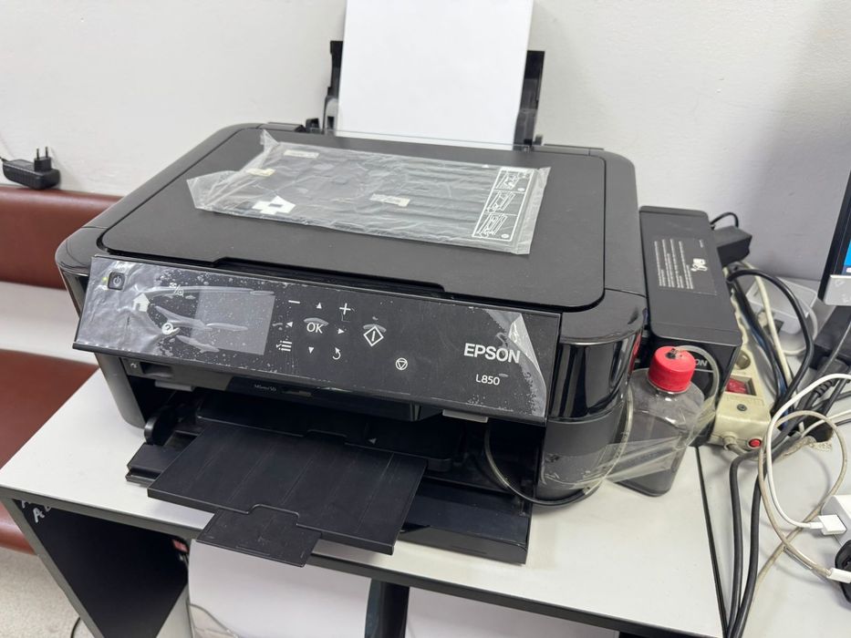 Продам цветное принтер L 850