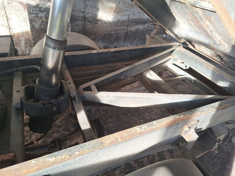 Vând benă basculabilă