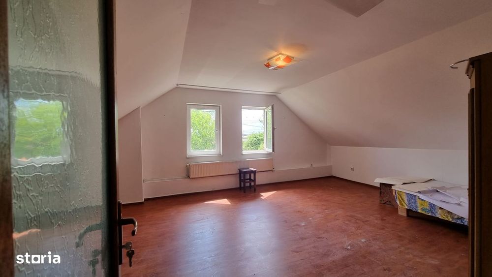 PRET REDUS ! Casa D+P+M situata in Targu Jiu, str. Iezureni