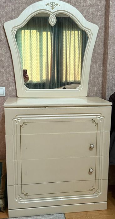 Спальный гарнитур б/у