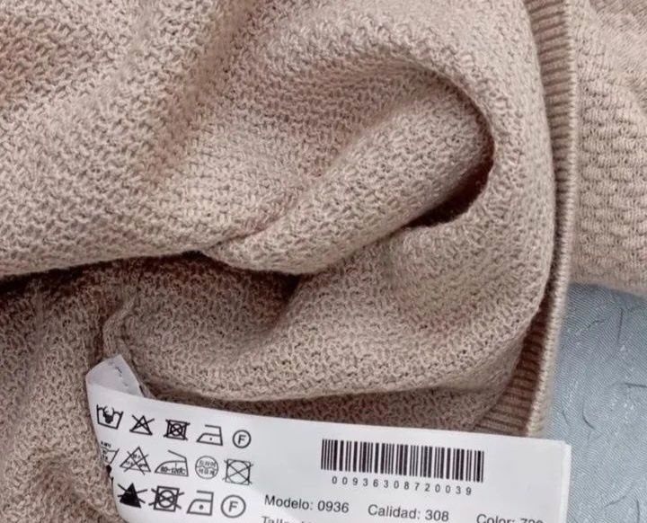 Vând pulover bărbați Massimo Dutti!